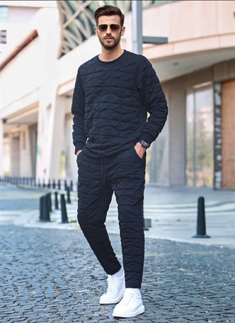 Siyah Kapitone Desenli Eşofman Takımı 5907