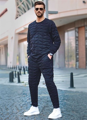 Siyah Kapitone Desenli Eşofman Takımı 5907