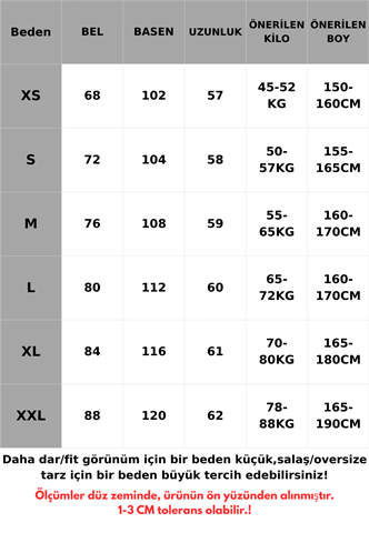Siyah Pileli Kadın Şort Mg2518