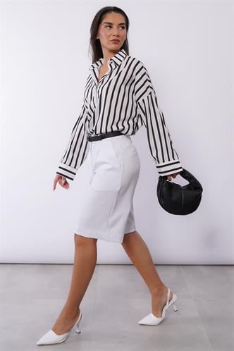 Beyaz Pileli Kadın Bermuda Şort Mg2483