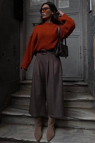 Kahverengi Ekose Desen Kemerli Kadın Bermuda MG2631