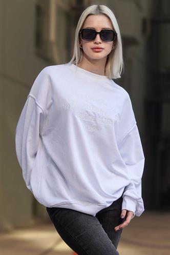 Beyaz Bisiklet Yaka Baskılı Sweatshirt MG1924