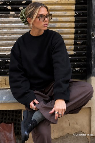Siyah Bisiklet Yaka Basic Sweatshirt MG2185