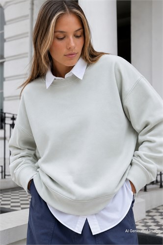 Boyalı Gri Bisiklet Yaka Basic Sweatshirt MG2185
