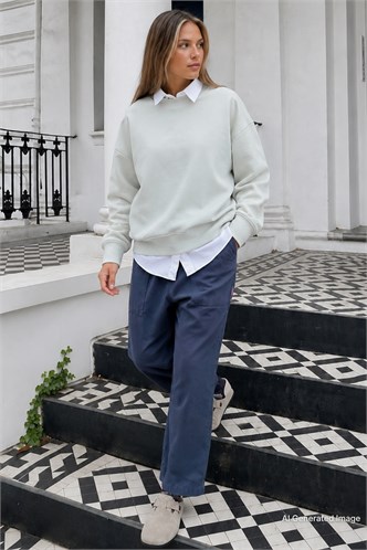 Boyalı Gri Bisiklet Yaka Basic Sweatshirt MG2185