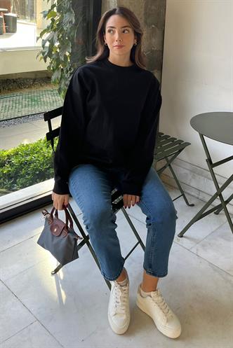 Siyah Bisiklet Yaka Basic Sweatshirt MG2185