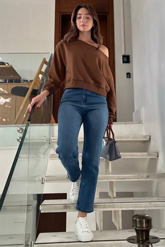 Kahverengi Kayık Yaka Kadın Sweatshirt MG2208