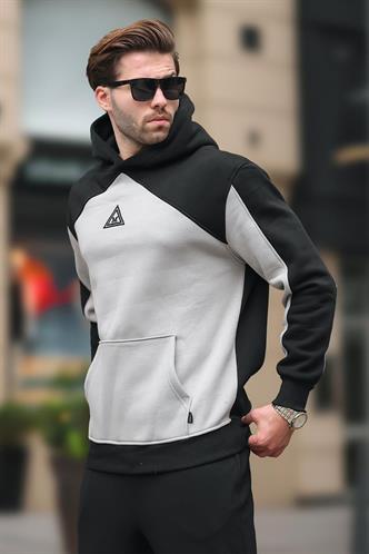 Siyah Kapüşonlu Cep Detaylı Nakışlı Sweatshirt 7085