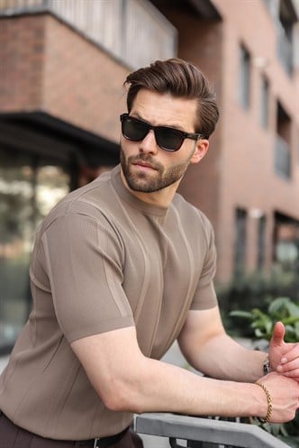Açık Kahverengi Regular Fit Bisiklet Yaka Fitilli Triko Erkek Tişört E7490