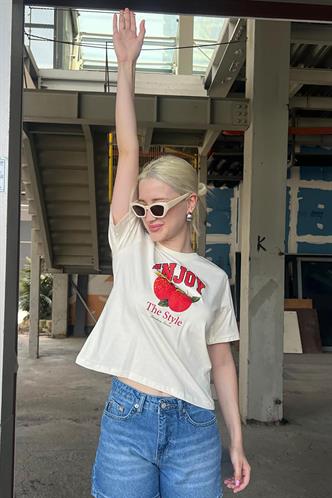 Beyaz Bisiklet Yaka Pamuklu Kısa Kollu Kadın T-Shirt MG2150