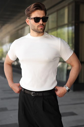 Ekru Bisiklet Yaka Regular Fit Erkek Tişört E7188