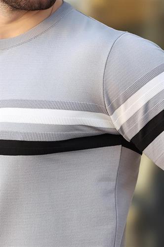 Madmext Gri Bisiklet Yaka Çizgili Erkek T-shirt E7412