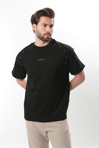 Siyah Baskılı Nakış Detaylı Erkek T-shirt E7108