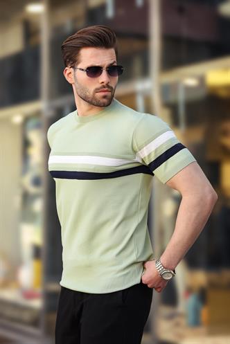 Madmext Çağla Yeşili Bisiklet Yaka Çizgili Erkek T-shirt E7412