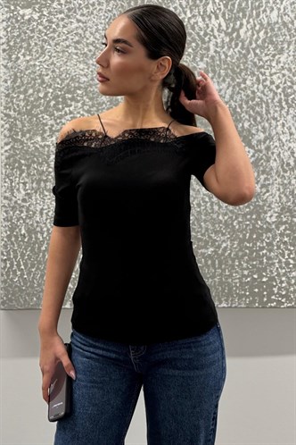 Siyah Dantelli Madonna Yaka Slim Fit Tişört MG2743