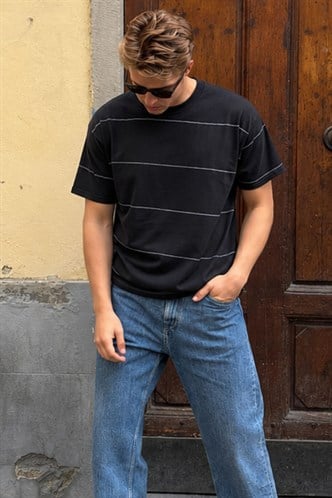 Siyah Bisiklet Yaka Basic Çizgili Erkek T-shirt E7102