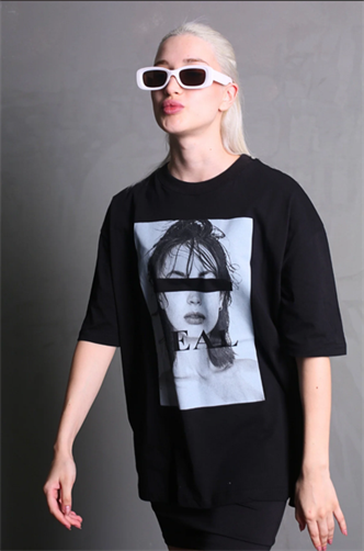 Siyah Oversize Baskılı Kadın Tişört MG1764