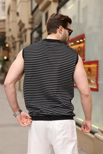 Siyah V Yaka Çizgili Kolsuz Triko Tişört E7179