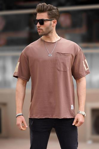 Kahverengi Cep Detaylı Kolu Baskılı Basic Erkek Tişört 7016