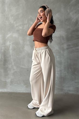 Kahverengi Kare Yaka Kadın Tişört MG2294