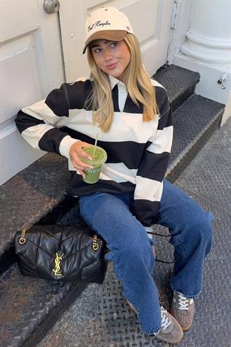 Beyaz Çizgili Düğmeli Polo Yaka Kadın Uzun Kollu Tişört  MG2586