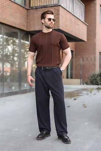 Kahverengi Regular Fit Bisiklet Yaka Fitilli Triko Erkek Tişört E7490