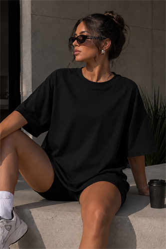 Siyah Oversize Basic Kadın Tişört