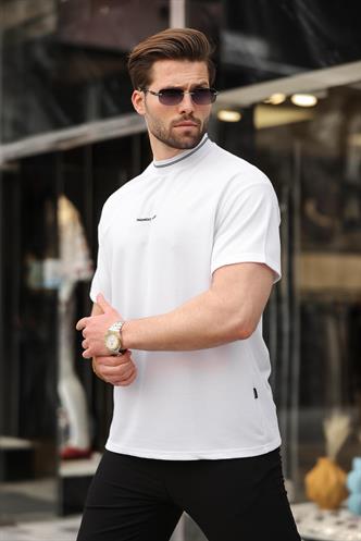 Beyaz Nakış Detaylı Basic Erkek T-shirt E7106