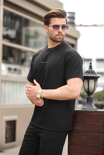 Siyah Nakış Detaylı Basic Erkek T-shirt E7106