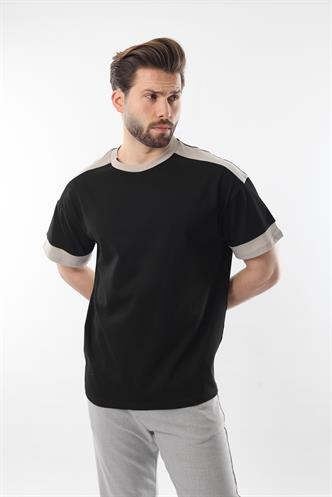 Siyah Omzu Şerit Detaylı Erkek T-shirt E7125