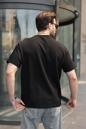 Siyah Dikiş Detaylı Regular Fit Erkek Tişört E7183