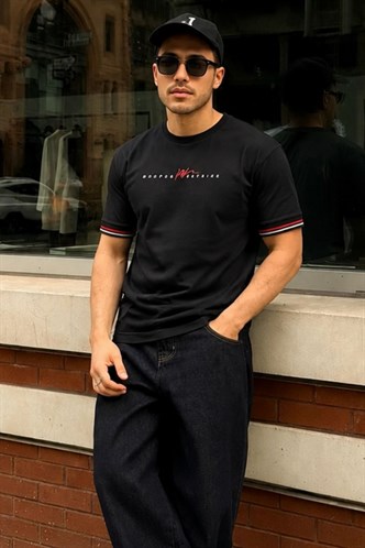 Men Basic Black T-Shirt