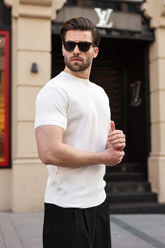 Beyaz Bisiklet Yaka Fitilli Erkek Tişört E7474