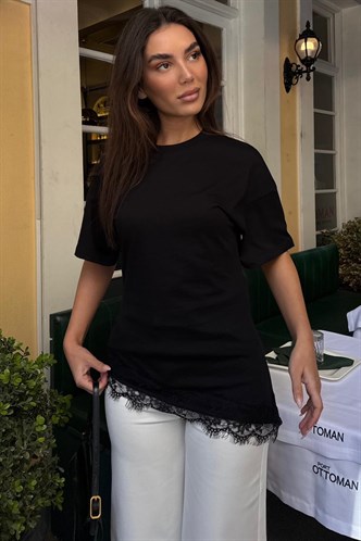 Siyah Dantel Detaylı Belden Oturtmalı Asimetrik Kadın Tişört MG2719