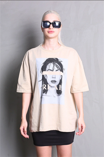 Bej Oversize Baskılı Kadın Tişört MG1764