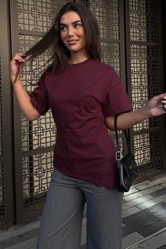 Bordo Dantel Detaylı Belden Oturtmalı Asimetrik Kadın Tişört MG2719