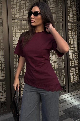 Bordo Dantel Detaylı Belden Oturtmalı Asimetrik Kadın Tişört MG2719