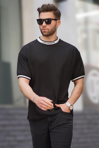 Siyah Bisiklet Yaka ŞeritliTişört 7022