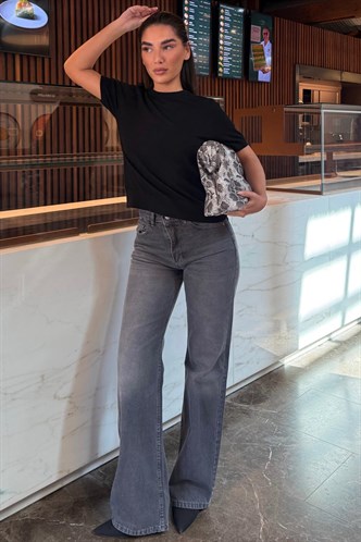 Siyah Bisiklet Yaka Kadın Triko Tişört MG2703