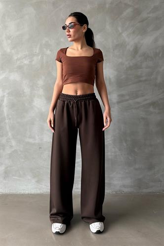 Kahverengi Kare Yaka Kadın Tişört MG2294