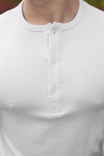 Beyaz Yarım Düğmeli Slim Fit Erkek Tişört E7186
