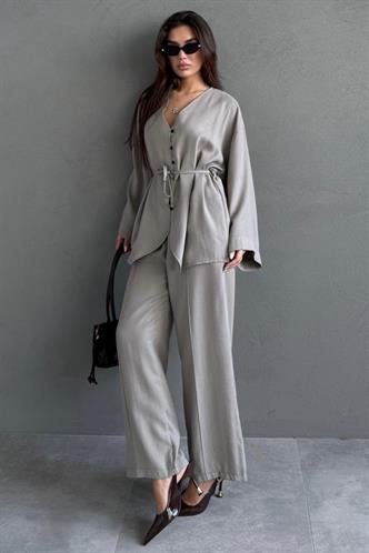 Haki V Yaka Düğmeli Kuşaklı İkili Modal Kadın Takım MG2619