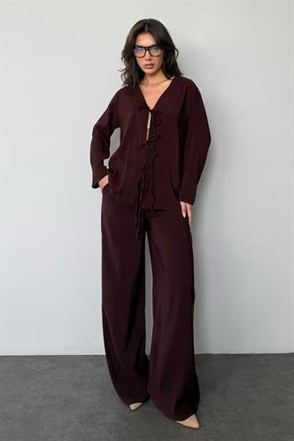 Kahverengi Önü Bağlamalı Alt Üst Takım Mg2473