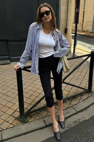 Siyah Yüksek Bel Slim Fit Kapri Spor Tayt MG2817