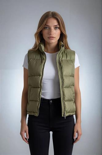 Yeşil Dik Yaka Astarlı Kadın Şişme Yelek MG2592