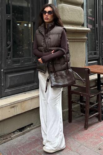 Kahverengi Dik Yaka Astarlı Kadın Şişme Yelek MG2592