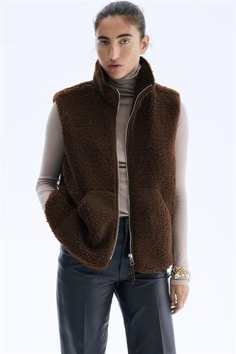 Kahverengi Dik Yaka Kadın Peluş Yelek MG2578