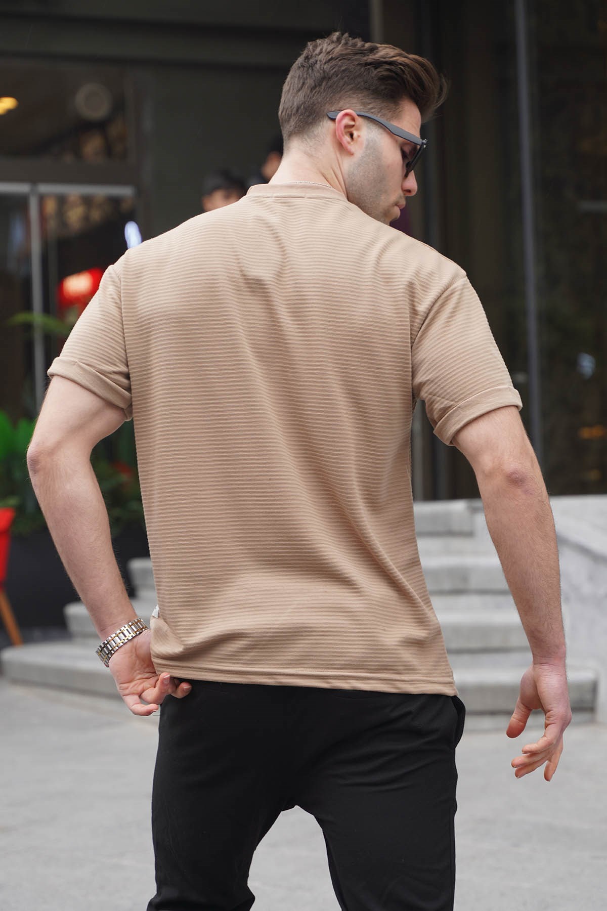 Açık Kahverengi Likralı Basic Erkek Tişört 6060- Madmext