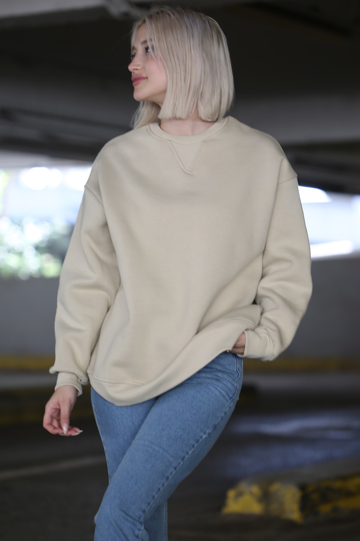Bej Kaşkorse Detaylı Bisiklet Yaka Sweatshirt MG1567