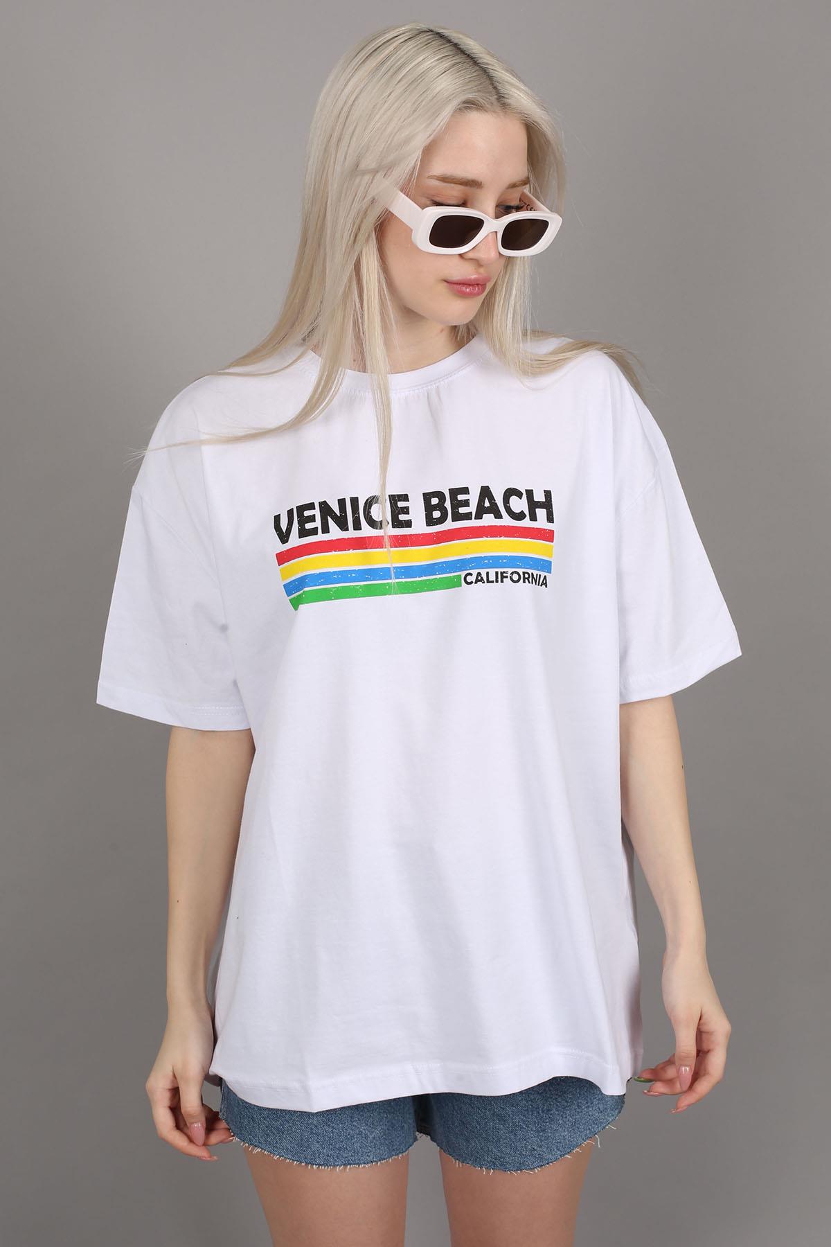 White Printed Over Fit T-Shirt -- Mad Girls -- Madmext